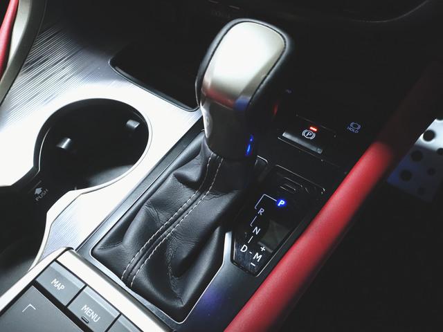 ＲＸ ＲＸ３００　Ｆスポーツ　シートヒーター　シートエアコン　パワーシート　トランクスルー　フロアマット　ナビ　ＣＤ　音楽プレーヤー接続　Ｂｌｕｅｔｏｏｔｈ接続　ＴＶ　ＤＶＤ再生　ＥＴＣ　サンルーフ・ガラスルーフ（19枚目）