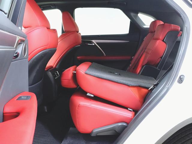 ＲＸ ＲＸ３００　Ｆスポーツ　シートヒーター　シートエアコン　パワーシート　トランクスルー　フロアマット　ナビ　ＣＤ　音楽プレーヤー接続　Ｂｌｕｅｔｏｏｔｈ接続　ＴＶ　ＤＶＤ再生　ＥＴＣ　サンルーフ・ガラスルーフ（31枚目）