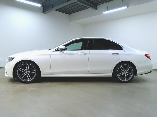 Ｅクラス Ｅ２００　アバンギャルド　ＡＭＧライン　エクスクルーシブパッケージ　シートヒーター　パワーシート　トランクスルー　フロアマット　コネクテッド機能　ナビ　音楽プレーヤー接続　Ｂｌｕｅｔｏｏｔｈ接続　ＴＶ　ＥＴＣ　ＬＥＤヘッドライト（4枚目）