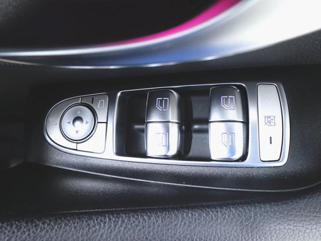 Ｅクラス Ｅ２００　アバンギャルド　ＡＭＧライン　エクスクルーシブパッケージ　シートヒーター　パワーシート　トランクスルー　フロアマット　コネクテッド機能　ナビ　音楽プレーヤー接続　Ｂｌｕｅｔｏｏｔｈ接続　ＴＶ　ＥＴＣ　ＬＥＤヘッドライト（24枚目）