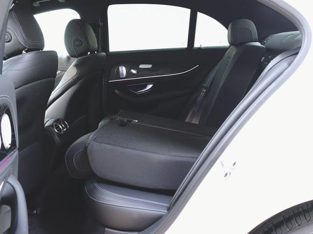 Ｅクラス Ｅ２００　アバンギャルド　ＡＭＧライン　エクスクルーシブパッケージ　シートヒーター　パワーシート　トランクスルー　フロアマット　コネクテッド機能　ナビ　音楽プレーヤー接続　Ｂｌｕｅｔｏｏｔｈ接続　ＴＶ　ＥＴＣ　ＬＥＤヘッドライト（31枚目）