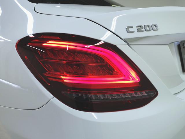 Ｃクラス Ｃ２００　ローレウスエディション　スポーツプラスパッケージ　シートヒーター　パワーシート　トランクスルー　フロアマット　コネクテッド機能　ナビ　音楽プレーヤー接続　Ｂｌｕｅｔｏｏｔｈ接続　ＴＶ　ＥＴＣ　ＬＥＤヘッドライト（5枚目）