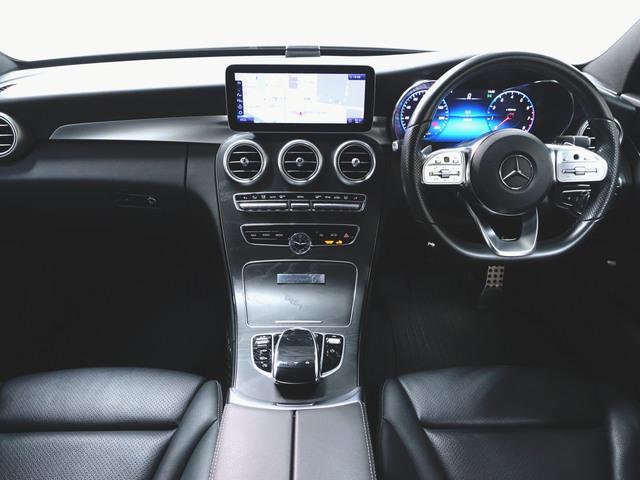 Ｃクラス Ｃ２００　ローレウスエディション　スポーツプラスパッケージ　シートヒーター　パワーシート　トランクスルー　フロアマット　コネクテッド機能　ナビ　音楽プレーヤー接続　Ｂｌｕｅｔｏｏｔｈ接続　ＴＶ　ＥＴＣ　ＬＥＤヘッドライト（12枚目）