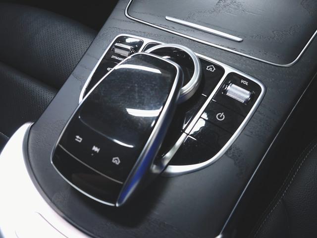 Ｃクラス Ｃ２００　ローレウスエディション　スポーツプラスパッケージ　シートヒーター　パワーシート　トランクスルー　フロアマット　コネクテッド機能　ナビ　音楽プレーヤー接続　Ｂｌｕｅｔｏｏｔｈ接続　ＴＶ　ＥＴＣ　ＬＥＤヘッドライト（19枚目）