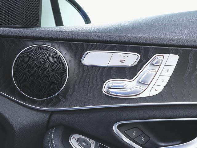 Ｃクラス Ｃ２００　ローレウスエディション　スポーツプラスパッケージ　シートヒーター　パワーシート　トランクスルー　フロアマット　コネクテッド機能　ナビ　音楽プレーヤー接続　Ｂｌｕｅｔｏｏｔｈ接続　ＴＶ　ＥＴＣ　ＬＥＤヘッドライト（21枚目）