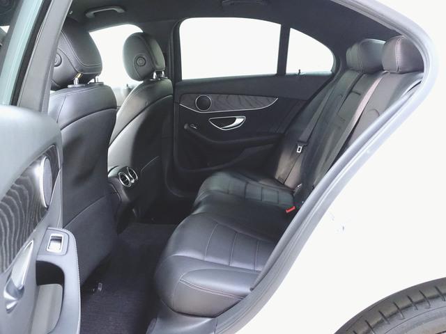 Ｃクラス Ｃ２００　ローレウスエディション　スポーツプラスパッケージ　シートヒーター　パワーシート　トランクスルー　フロアマット　コネクテッド機能　ナビ　音楽プレーヤー接続　Ｂｌｕｅｔｏｏｔｈ接続　ＴＶ　ＥＴＣ　ＬＥＤヘッドライト（29枚目）