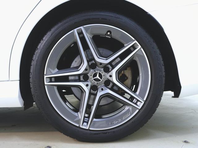 Ｃクラス Ｃ２００　ローレウスエディション　スポーツプラスパッケージ　シートヒーター　パワーシート　トランクスルー　フロアマット　コネクテッド機能　ナビ　音楽プレーヤー接続　Ｂｌｕｅｔｏｏｔｈ接続　ＴＶ　ＥＴＣ　ＬＥＤヘッドライト（34枚目）