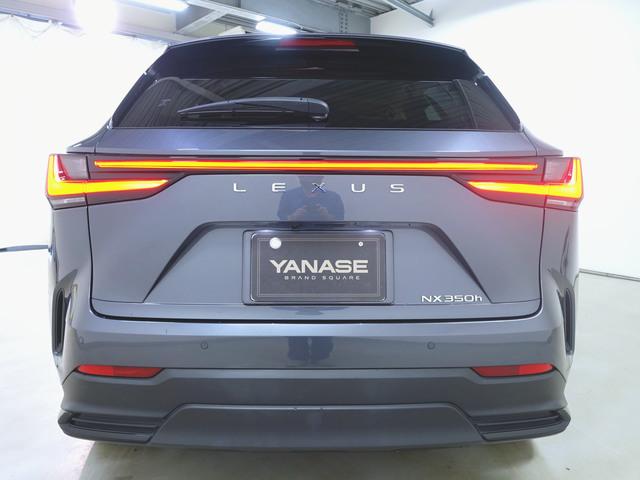 NX NX350h バージョンL シートヒーター シートエアコン パワーシート トランクスルー フロアマット ナビ CD 音楽プレーヤー接続 Bluetooth接続 TV DVD再生 ETC LEDヘッドライト 電動リアゲート(7枚目)