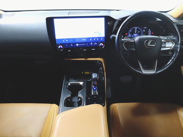 NX NX350h バージョンL シートヒーター シートエアコン パワーシート トランクスルー フロアマット ナビ CD 音楽プレーヤー接続 Bluetooth接続 TV DVD再生 ETC LEDヘッドライト 電動リアゲート(12枚目)