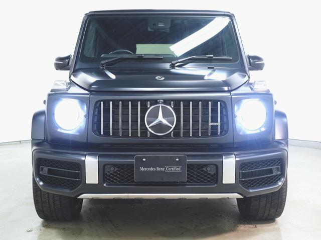 Gクラス G63 AMGレザーエクスクルーシブパッケージ AMGカーボンファイバーインテリアトリム シートヒーター シートエアコン パワーシート トランクスルー フロアマット コネクテッド機能 ナビ 音楽プレーヤー接続 Bluetooth接続 TV ETC(2枚目)