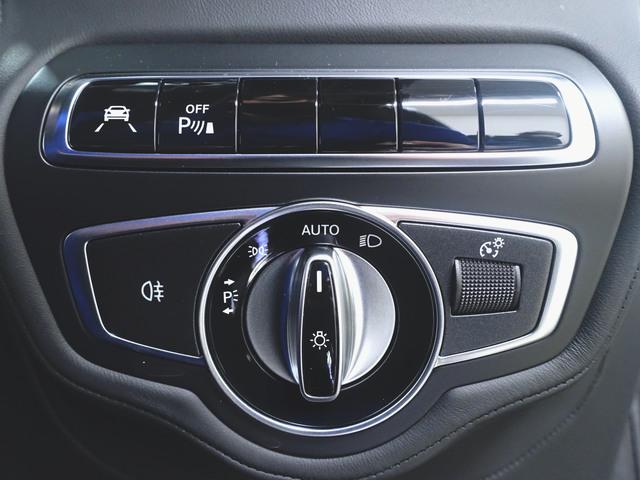 Gクラス G63 AMGレザーエクスクルーシブパッケージ AMGカーボンファイバーインテリアトリム シートヒーター シートエアコン パワーシート トランクスルー フロアマット コネクテッド機能 ナビ 音楽プレーヤー接続 Bluetooth接続 TV ETC(20枚目)