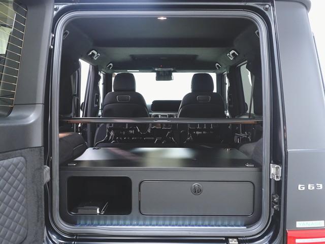 Gクラス G63 AMGレザーエクスクルーシブパッケージ AMGカーボンファイバーインテリアトリム シートヒーター シートエアコン パワーシート トランクスルー フロアマット コネクテッド機能 ナビ 音楽プレーヤー接続 Bluetooth接続 TV ETC(30枚目)