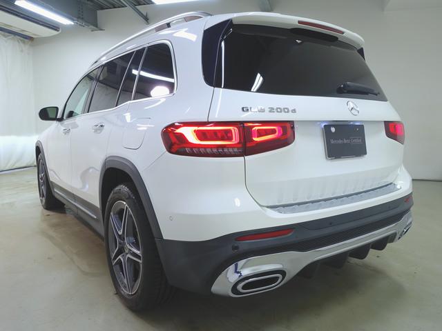 GLB GLB200 d AMGライン ナビゲーションパッケージ シートヒーター パワーシート 3列シート トランクスルー フロアマット コネクテッド機能 ナビ 音楽プレーヤー接続 Bluetooth接続 TV ETC LEDヘッドライト(6枚目)