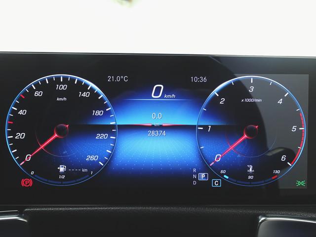 GLB GLB200 d AMGライン ナビゲーションパッケージ シートヒーター パワーシート 3列シート トランクスルー フロアマット コネクテッド機能 ナビ 音楽プレーヤー接続 Bluetooth接続 TV ETC LEDヘッドライト(14枚目)