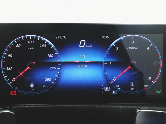 GLB GLB200 d AMGライン ナビゲーションパッケージ シートヒーター パワーシート 3列シート トランクスルー フロアマット コネクテッド機能 ナビ 音楽プレーヤー接続 Bluetooth接続 TV ETC LEDヘッドライト(15枚目)