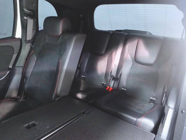 GLB GLB200 d AMGライン ナビゲーションパッケージ シートヒーター パワーシート 3列シート トランクスルー フロアマット コネクテッド機能 ナビ 音楽プレーヤー接続 Bluetooth接続 TV ETC LEDヘッドライト(31枚目)