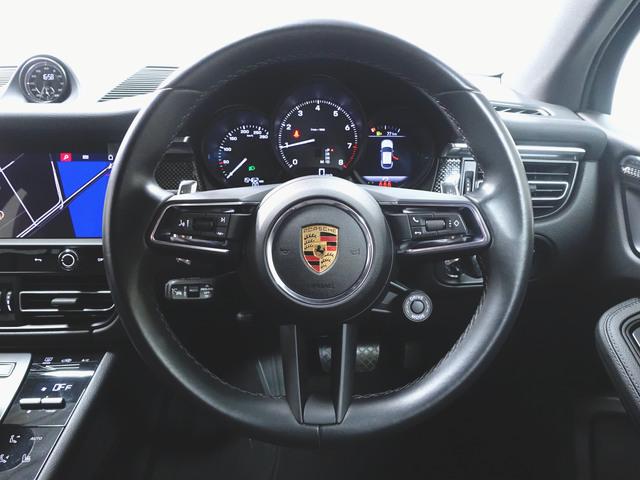 マカン マカン ベースグレード シートヒーター パワーシート トランクスルー フロアマット ナビ 音楽プレーヤー接続 Bluetooth接続 ETC LEDヘッドライト 電動リアゲート 全周囲カメラ フロントカメラ サイドカメラ(13枚目)