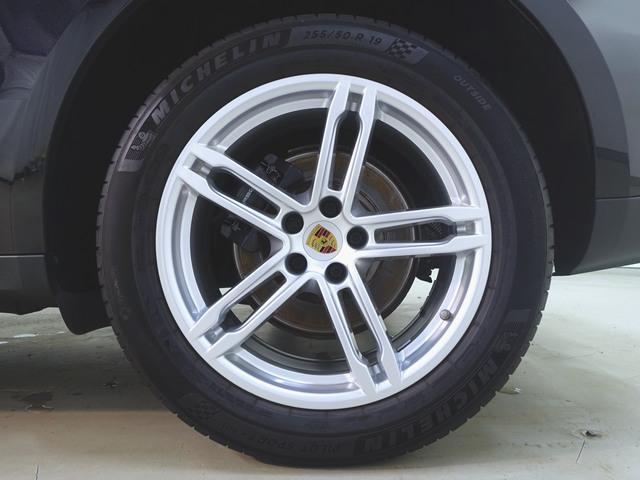 マカン マカン ベースグレード シートヒーター パワーシート トランクスルー フロアマット ナビ 音楽プレーヤー接続 Bluetooth接続 ETC LEDヘッドライト 電動リアゲート 全周囲カメラ フロントカメラ サイドカメラ(33枚目)