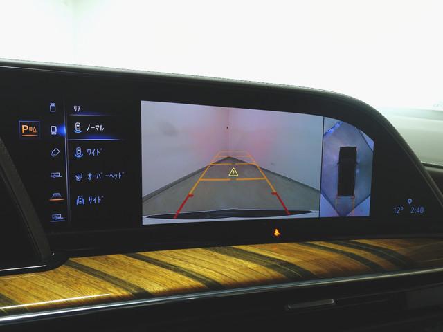 キャデラックエスカレード スポーツ シートヒーター シートエアコン パワーシート 3列シート トランクスルー フロアマット 音楽プレーヤー接続 Bluetooth接続 後席モニター ETC サンルーフ・ガラスルーフ LEDヘッドライト(17枚目)