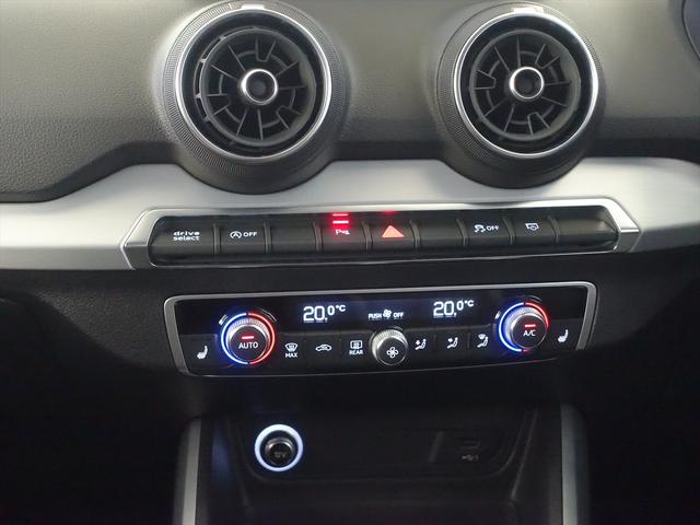 Ｑ２ １．０　ＴＦＳＩ　スポーツ　シートヒーター　トランクスルー　フロアマット　ナビ　ＣＤ　ミュージックサーバー　音楽プレーヤー接続　Ｂｌｕｅｔｏｏｔｈ接続　ＴＶ　ＤＶＤ再生　ＥＴＣ　ＬＥＤヘッドライト　バックモニター　盗難防止（13枚目）