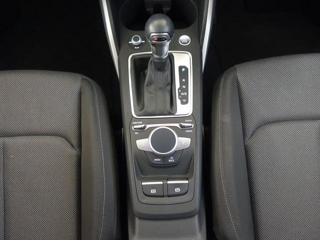 Ｑ２ １．０　ＴＦＳＩ　スポーツ　シートヒーター　トランクスルー　フロアマット　ナビ　ＣＤ　ミュージックサーバー　音楽プレーヤー接続　Ｂｌｕｅｔｏｏｔｈ接続　ＴＶ　ＤＶＤ再生　ＥＴＣ　ＬＥＤヘッドライト　バックモニター　盗難防止（16枚目）