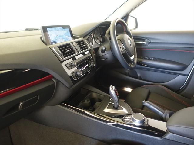 １シリーズ １１８ｉ　スポーツ　トランクスルー　フロアマット　コネクテッド機能　ナビ　ＣＤ　ミュージックサーバー　音楽プレーヤー接続　Ｂｌｕｅｔｏｏｔｈ接続　ＤＶＤ再生　ＥＴＣ　ＬＥＤヘッドライト　バックモニター　盗難防止（18枚目）