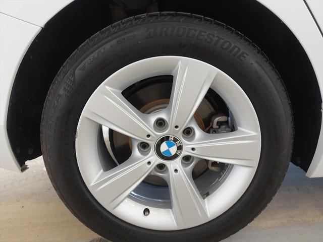 １シリーズ １１８ｉ　スポーツ　トランクスルー　フロアマット　コネクテッド機能　ナビ　ＣＤ　ミュージックサーバー　音楽プレーヤー接続　Ｂｌｕｅｔｏｏｔｈ接続　ＤＶＤ再生　ＥＴＣ　ＬＥＤヘッドライト　バックモニター　盗難防止（31枚目）