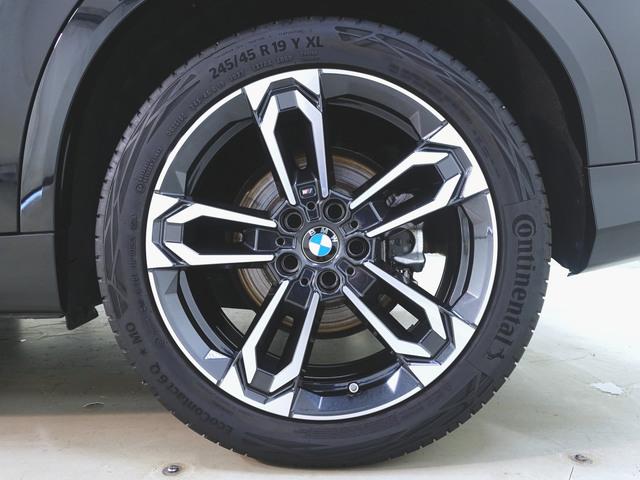 Ｘ２ ｘＤｒｉｖｅ２０ｉ　Ｍスポーツ　シートヒーター　パワーシート　トランクスルー　フロアマット　ナビ　音楽プレーヤー接続　Ｂｌｕｅｔｏｏｔｈ接続　ＥＴＣ　ＬＥＤヘッドライト　電動リアゲート　全周囲カメラ　フロントカメラ　サイドカメラ（31枚目）