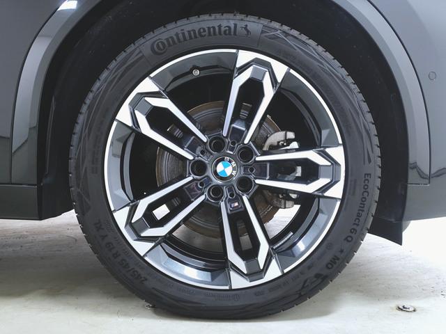 Ｘ２ ｘＤｒｉｖｅ２０ｉ　Ｍスポーツ　シートヒーター　パワーシート　トランクスルー　フロアマット　ナビ　音楽プレーヤー接続　Ｂｌｕｅｔｏｏｔｈ接続　ＥＴＣ　ＬＥＤヘッドライト　電動リアゲート　全周囲カメラ　フロントカメラ　サイドカメラ（33枚目）
