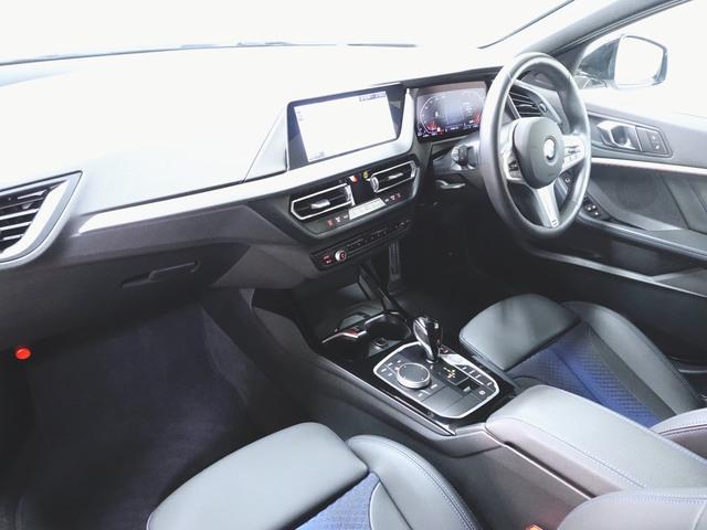 １シリーズ １１８ｄ　Ｍスポーツ　パワーシート　トランクスルー　フロアマット　ナビ　音楽プレーヤー接続　Ｂｌｕｅｔｏｏｔｈ接続　ＥＴＣ　ＬＥＤヘッドライト　電動リアゲート　バックモニター　盗難防止　衝突被害軽減ブレーキ　横滑り防止装置（11枚目）