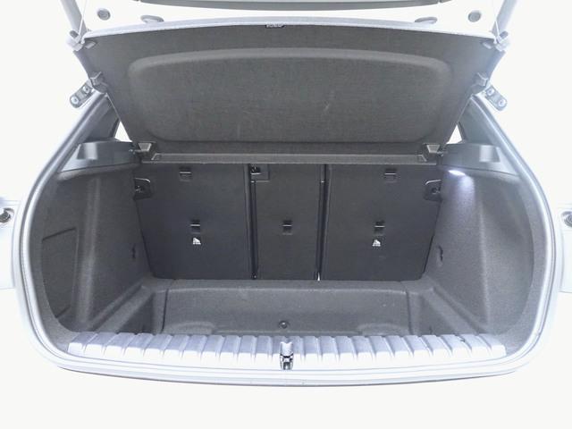 １シリーズ １１８ｄ　Ｍスポーツ　パワーシート　トランクスルー　フロアマット　ナビ　音楽プレーヤー接続　Ｂｌｕｅｔｏｏｔｈ接続　ＥＴＣ　ＬＥＤヘッドライト　電動リアゲート　バックモニター　盗難防止　衝突被害軽減ブレーキ　横滑り防止装置（28枚目）