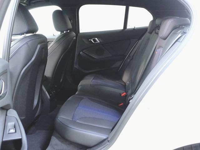 １シリーズ １１８ｄ　Ｍスポーツ　パワーシート　トランクスルー　フロアマット　ナビ　音楽プレーヤー接続　Ｂｌｕｅｔｏｏｔｈ接続　ＥＴＣ　ＬＥＤヘッドライト　電動リアゲート　バックモニター　盗難防止　衝突被害軽減ブレーキ　横滑り防止装置（30枚目）