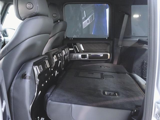 Gクラス G63 マニファクチャーインテリアプラスパッケージ マニュファクチャプログラムプラス AMGカーボンファイバーエクステリアパッケージ AMGカーボンファイバーインテリアトリム シートヒーター シートエアコン(30枚目)