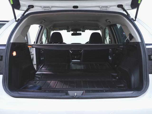 インプレッサスポーツ ２．０ｉ－Ｓ　アイサイト　シートヒーター　パワーシート　トランクスルー　フロアマット　ナビ　ＣＤ　音楽プレーヤー接続　Ｂｌｕｅｔｏｏｔｈ接続　ＴＶ　ＤＶＤ再生　ＥＴＣ　ＬＥＤヘッドライト　フロントカメラ　サイドカメラ（32枚目）