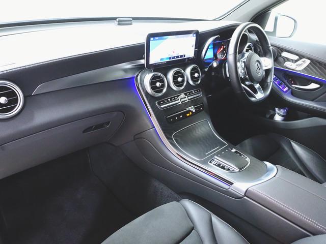 ＧＬＣ ＧＬＣ２２０　ｄ　４マチック　ＡＭＧライン　シートヒーター　パワーシート　トランクスルー　フロアマット　コネクテッド機能　ナビ　音楽プレーヤー接続　Ｂｌｕｅｔｏｏｔｈ接続　ＴＶ　ＥＴＣ　ＬＥＤヘッドライト　電動リアゲート　全周囲カメラ（11枚目）
