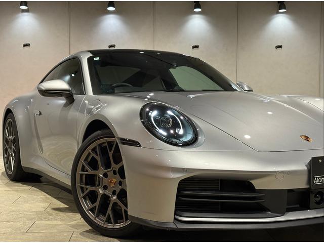 ９１１ ９１１カレラ　ＯＰ２７６／新車保証／１オーナー／スポクロ／スポエグ／電動ガラスサンルーフ／ＢＯＳＥ／スポーツシート１４Ｗａｙ電動／シートヒーター・ベンチレーション／パワーステアリングプラス／レザーインテリア（6枚目）