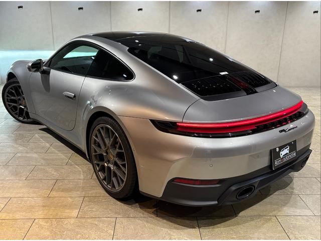 ９１１ ９１１カレラ　ＯＰ２７６／新車保証／１オーナー／スポクロ／スポエグ／電動ガラスサンルーフ／ＢＯＳＥ／スポーツシート１４Ｗａｙ電動／シートヒーター・ベンチレーション／パワーステアリングプラス／レザーインテリア（13枚目）