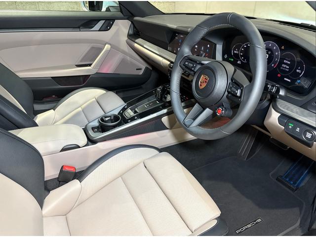 ９１１ ９１１カレラ　ＯＰ２７６／新車保証／１オーナー／スポクロ／スポエグ／電動ガラスサンルーフ／ＢＯＳＥ／スポーツシート１４Ｗａｙ電動／シートヒーター・ベンチレーション／パワーステアリングプラス／レザーインテリア（15枚目）