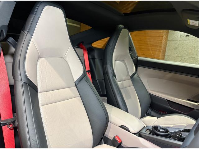 ９１１ ９１１カレラ　ＯＰ２７６／新車保証／１オーナー／スポクロ／スポエグ／電動ガラスサンルーフ／ＢＯＳＥ／スポーツシート１４Ｗａｙ電動／シートヒーター・ベンチレーション／パワーステアリングプラス／レザーインテリア（16枚目）