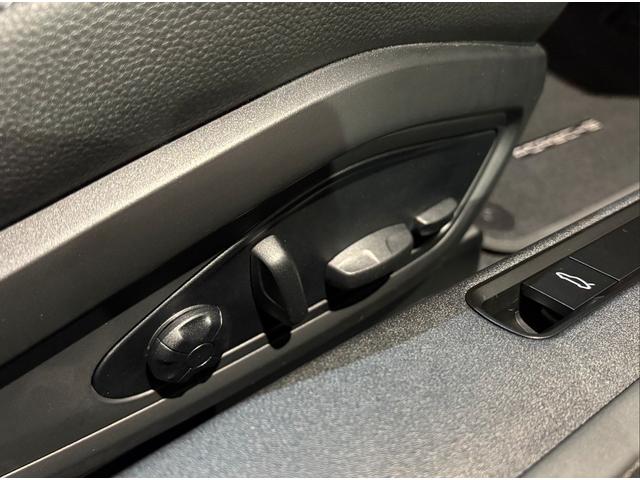 ９１１ ９１１カレラ　ＯＰ２７６／新車保証／１オーナー／スポクロ／スポエグ／電動ガラスサンルーフ／ＢＯＳＥ／スポーツシート１４Ｗａｙ電動／シートヒーター・ベンチレーション／パワーステアリングプラス／レザーインテリア（17枚目）