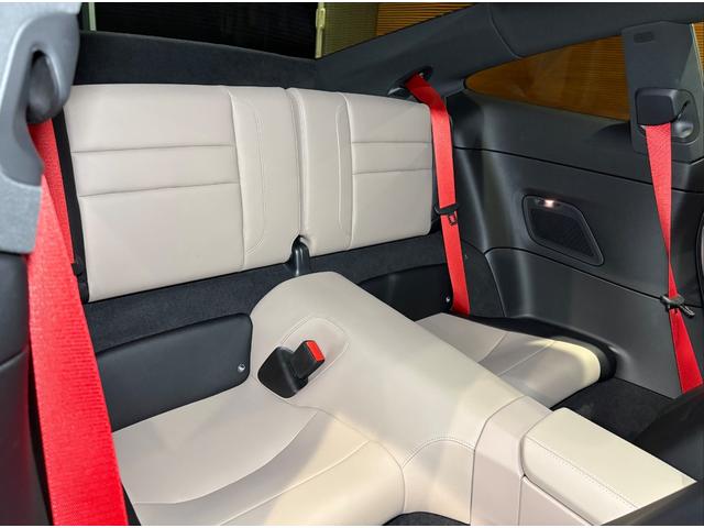 ９１１ ９１１カレラ　ＯＰ２７６／新車保証／１オーナー／スポクロ／スポエグ／電動ガラスサンルーフ／ＢＯＳＥ／スポーツシート１４Ｗａｙ電動／シートヒーター・ベンチレーション／パワーステアリングプラス／レザーインテリア（23枚目）