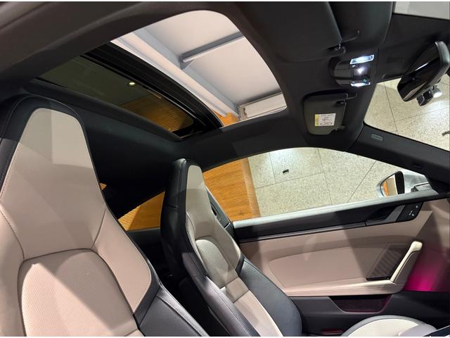 ９１１ ９１１カレラ　ＯＰ２７６／新車保証／１オーナー／スポクロ／スポエグ／電動ガラスサンルーフ／ＢＯＳＥ／スポーツシート１４Ｗａｙ電動／シートヒーター・ベンチレーション／パワーステアリングプラス／レザーインテリア（42枚目）