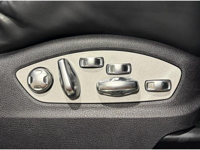 マカン マカンGTS 新車保証/1オーナー/GTSスポーツパッケージ/パノラマルーフ/BOSE/PSCB/PDLS Plus/スポーツシート18way電動/レーンキーピングアシスト/シートヒーター/パワーステアリングプラス(17枚目)