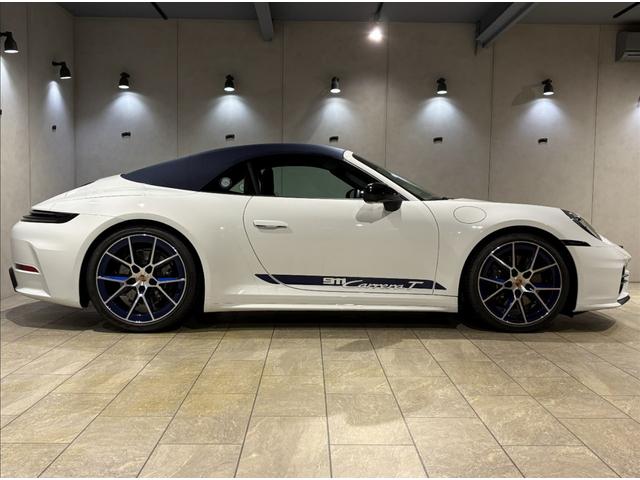 ９１１ ９１１カレラＴ　カブリオレ　Ｔ　カブリオレ・オプション：２１５・スポーツデザインＰＫＧ・２０／２１カレラＳホイール・ＨＤマトリックスＬＥＤヘッドライト・ＥｘｃｌｕｓｉｖｅＤｅｓｉｇｎテールライト・ＢＯＳＥ・パワーステアリング＋（9枚目）