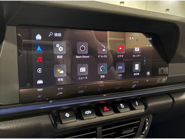 ９１１ ９１１カレラＴ　カブリオレ　Ｔ　カブリオレ・オプション：２１５・スポーツデザインＰＫＧ・２０／２１カレラＳホイール・ＨＤマトリックスＬＥＤヘッドライト・ＥｘｃｌｕｓｉｖｅＤｅｓｉｇｎテールライト・ＢＯＳＥ・パワーステアリング＋（33枚目）