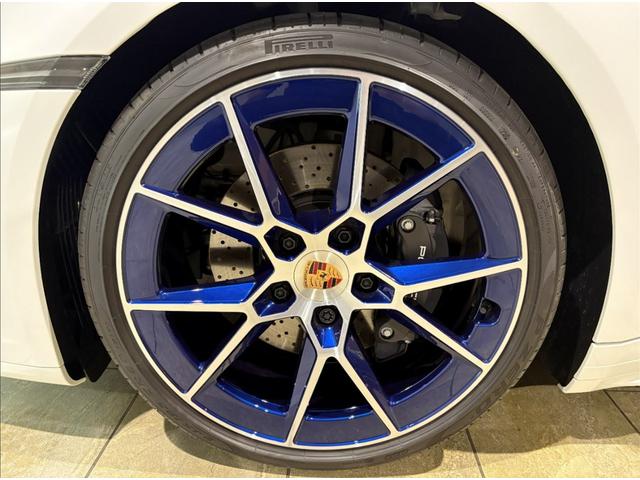 ９１１ ９１１カレラＴ　カブリオレ　Ｔ　カブリオレ・オプション：２１５・スポーツデザインＰＫＧ・２０／２１カレラＳホイール・ＨＤマトリックスＬＥＤヘッドライト・ＥｘｃｌｕｓｉｖｅＤｅｓｉｇｎテールライト・ＢＯＳＥ・パワーステアリング＋（39枚目）