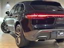 マカン　ＢＯＳＥサラウンドサウンド　システム／２０インチ　Ｍａｃａｎ　Ｓホイール（ポリッシュッドダークチタン塗装）／パワーステアリング　プラス／ＰＯＲＳＣＨＥロゴＬＥＤ　ドアカーテシーライト（14枚目）
