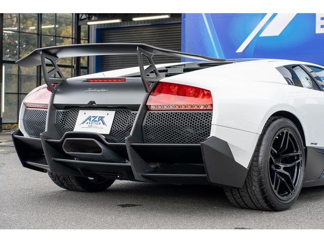 ムルシエラゴ(ランボルギーニ)LP670-4 SV 正規 ムルシエラゴ(ランボルギーニ)LP670-4 SV 正規