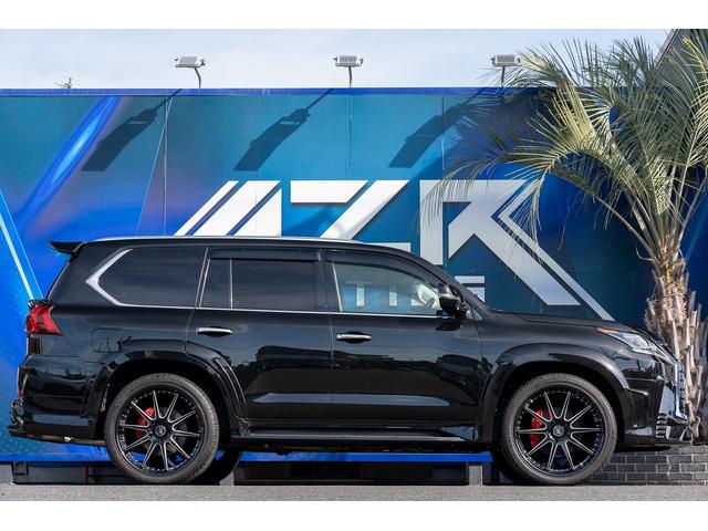 ＬＸ ＬＸ５７０　ＺＥＲＯＤＥＳＩＧＮエアロ＆マフラー　ＣＳＤブレーキ　ＳＫＹフォージドホイール２４インチ　マクレビ　後席モニター　ＨＵＤ　シートヒーター＆シートクーラー　クールＢＯＸ　電動トランク　サンルーフ（6枚目）