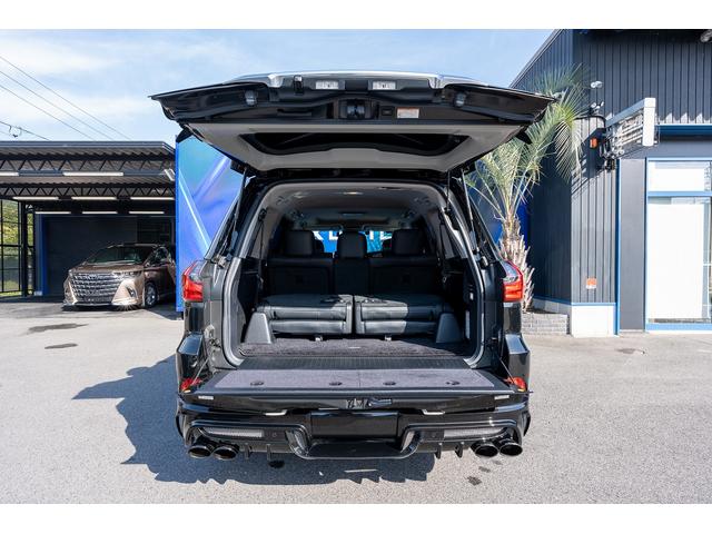 ＬＸ ＬＸ５７０　ＺＥＲＯＤＥＳＩＧＮエアロ＆マフラー　ＣＳＤブレーキ　ＳＫＹフォージドホイール２４インチ　マクレビ　後席モニター　ＨＵＤ　シートヒーター＆シートクーラー　クールＢＯＸ　電動トランク　サンルーフ（19枚目）